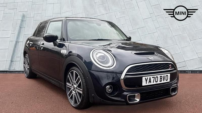Used Mini Cooper S Exclusive 192 HP (141 kW) 2020 Black Hatchback
