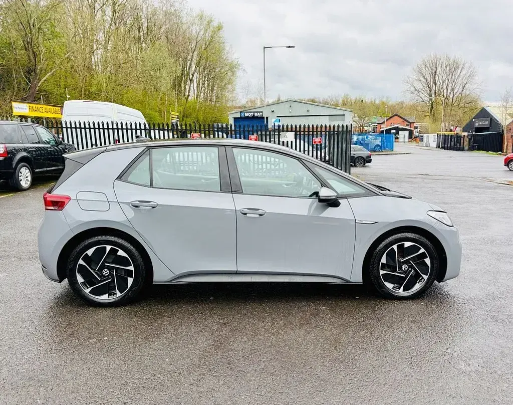 Used VW ID.3 Pro Performance 150 kW (204 HP) 2021 Grey Hatchback