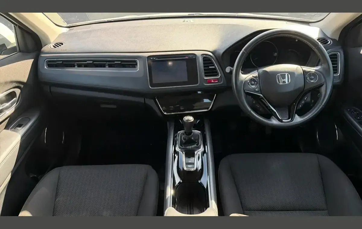Used Honda HR-V SE 130 HP (95 kW) 2016 White SUV