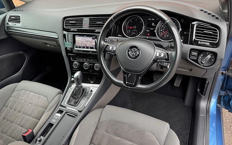 Used VW Golf VII GT 150 HP (110 kW) 2015 Blue Estate