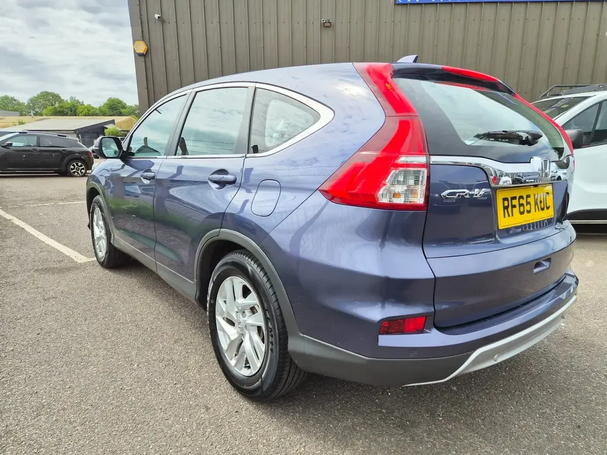 Used Honda CR-V SE 120 HP (88 kW) 2015 Blue SUV