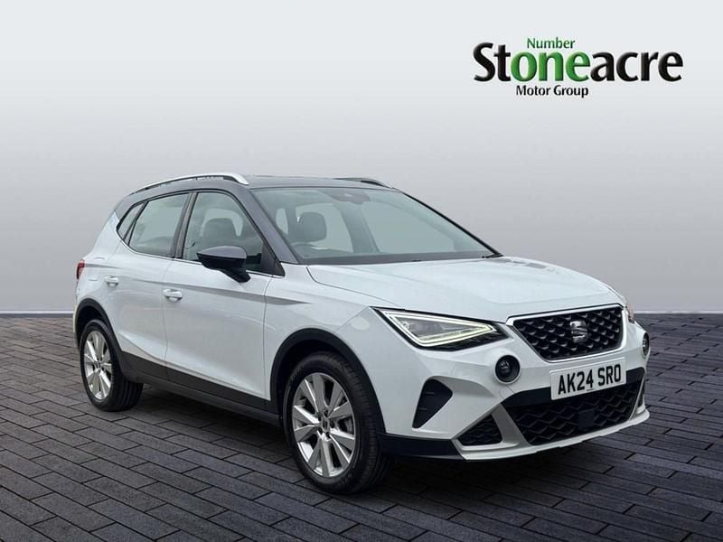White Used 2024 Seat Arona Xperience SUV | £16,995 (Fair price) - Image 1/4