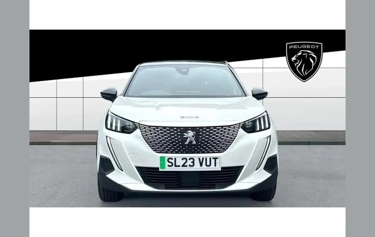 Used Peugeot e-2008 GTi 100 kW (136 HP) 2023 White SUV