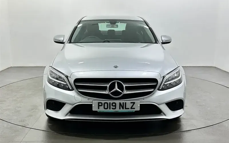 Used Mercedes C200 184 HP (135 kW) 2019 Silver Sedan