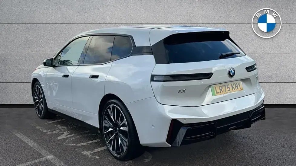 Used BMW iX M Sport 300 kW (408 HP) 2025 White SUV
