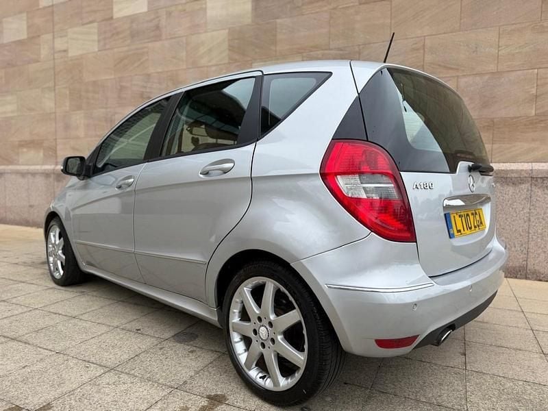 Used Mercedes A180 Avantgarde 2010 Silver Hatchback