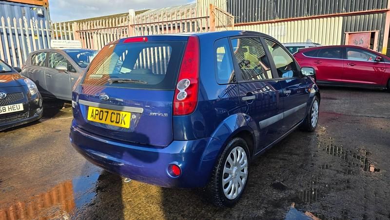 Used Ford Fiesta Style 2007 Blue Hatchback