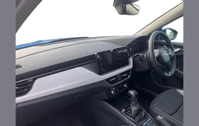 New Skoda Kamiq SE L 115 HP (84 kW) 2026 Race blue metallic SUV