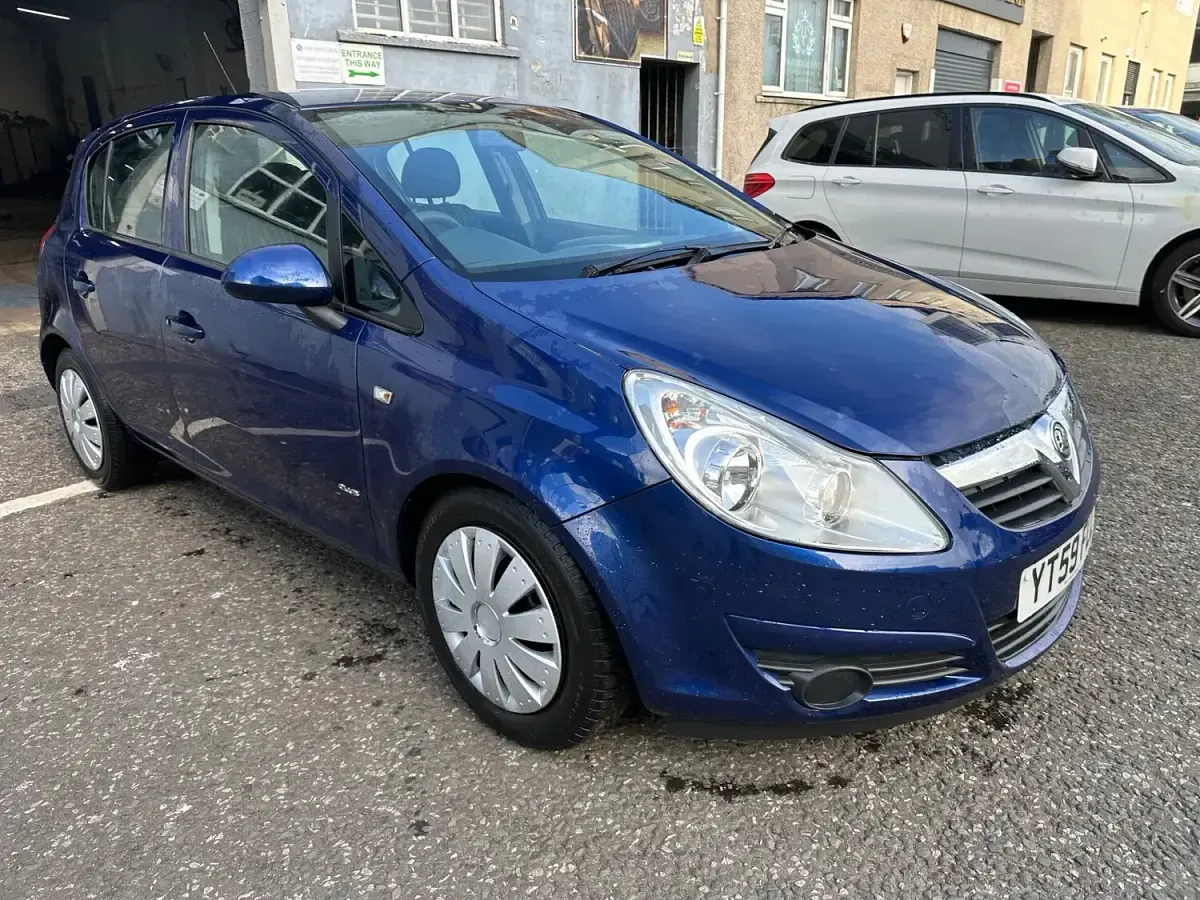 Used Vauxhall Corsa Club 90 HP (66 kW) 2009 Blue Hatchback