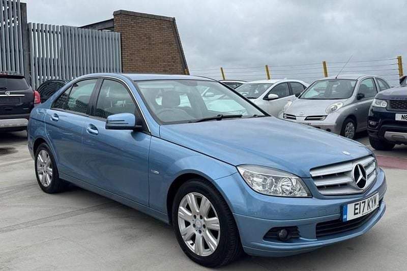 Used Mercedes C180 Executive 156 HP (114 kW) 2010 Blue Sedan