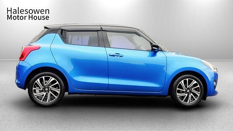 Used Suzuki Swift SZ5 83 HP (61 kW) 2023 Blue Hatchback