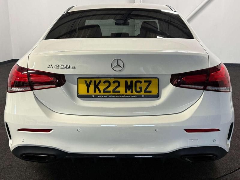 Used Mercedes A250 AMG Line Premium Plus 218 HP (160 kW) 2022 White Sedan