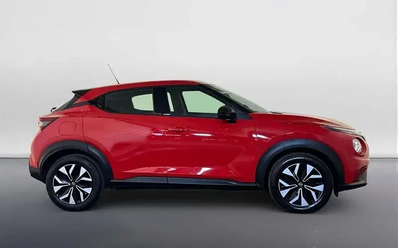 Used Nissan Juke Acenta 114 HP (83 kW) 2023 Red SUV