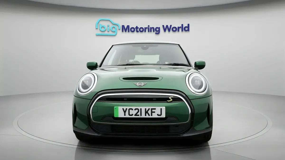 Used Mini Cooper SE Hatch 135 kW (184 HP) 2021 Hatchback