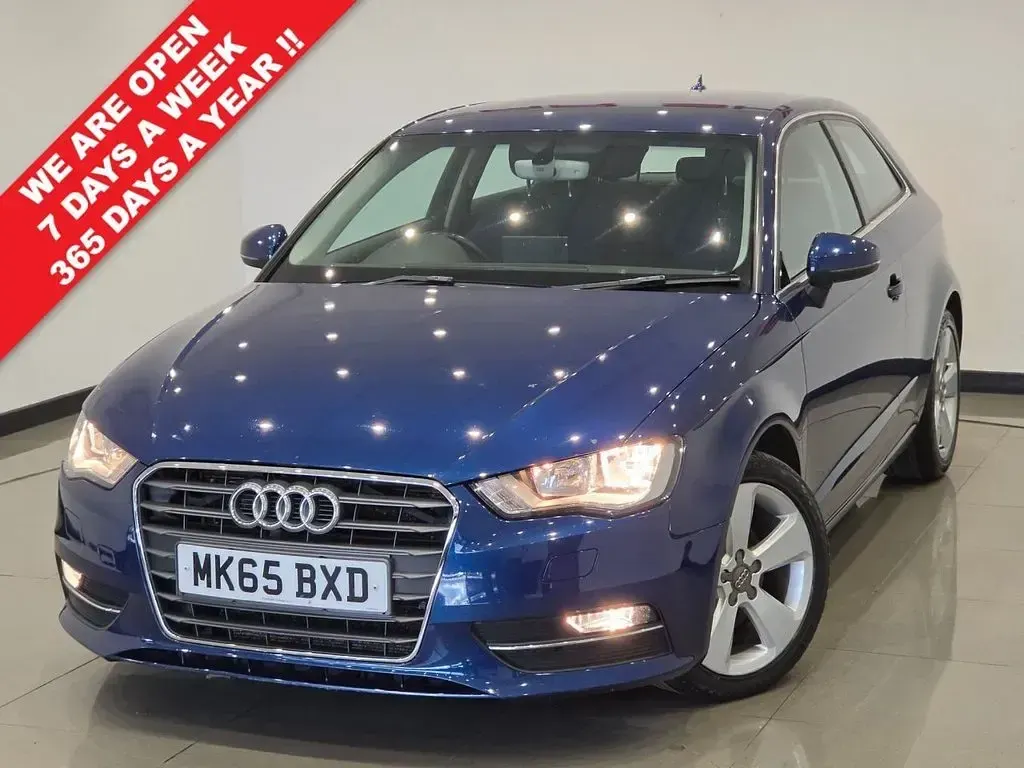 Used Audi A3 Sport 110 HP (80 kW) 2016 Blue Hatchback