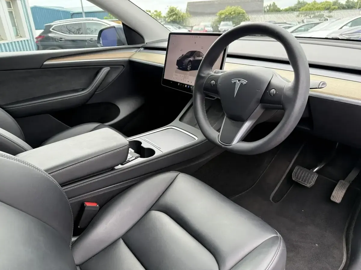 Used Tesla Model Y RWD 254 kW (346 HP) 2023 Grey SUV