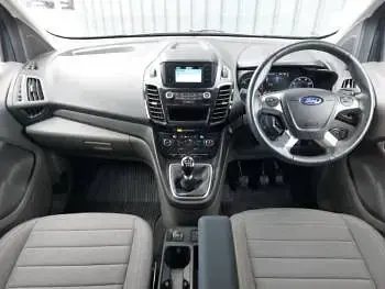 Usado Ford Tourneo Titanium 120 HP (88 kW) 2020 Azul Carrinha