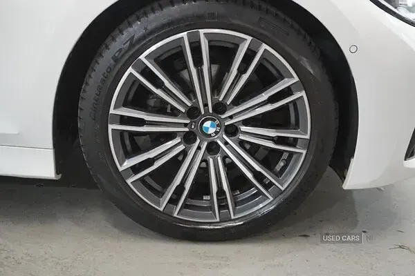 Used BMW 318 M Sport 2022 White Sedan