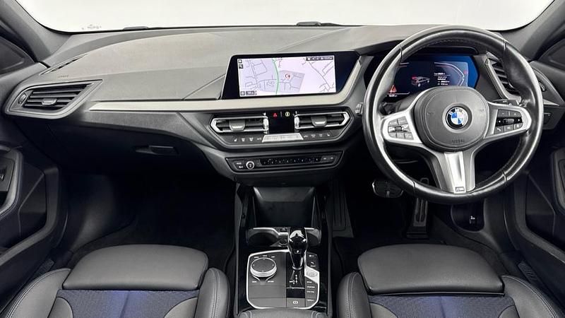 Used BMW 118 M Sport 136 HP (100 kW) 2023 White Hatchback