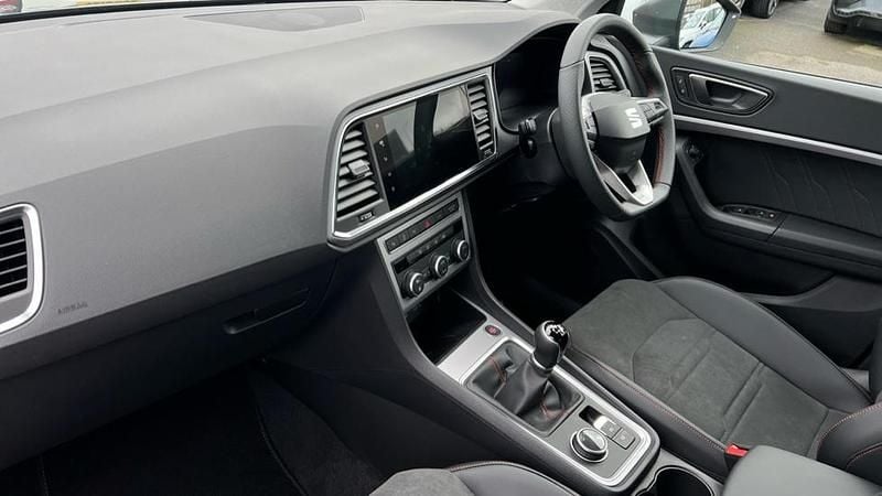 New Seat Ateca FR-Line 150 HP (110 kW) 2025 Black magic SUV