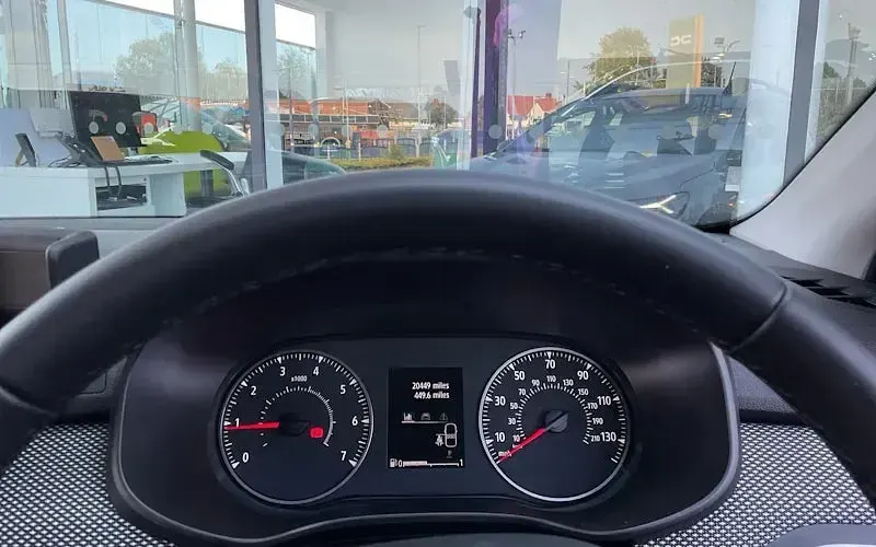 Used Dacia Sandero Expression 91 HP (66 kW) 2023 White Hatchback