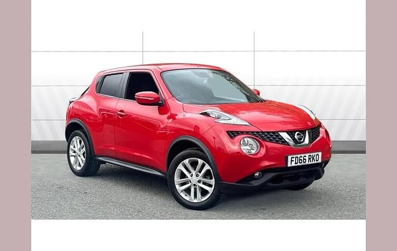 Used Nissan Juke N-Connecta 110 HP (80 kW) 2016 Red SUV