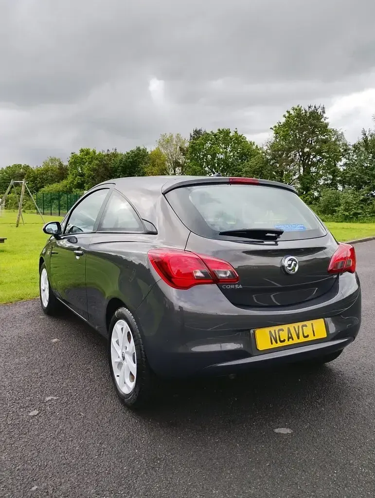 Used Vauxhall Corsa 88 HP (64 kW) 2015 Grey Hatchback