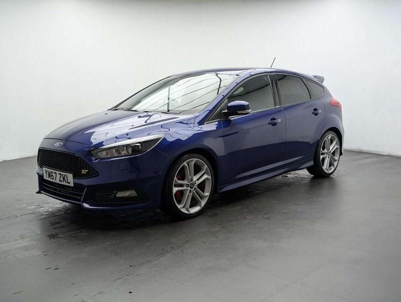 Used Ford Focus ST 185 HP (136 kW) 2016 Blue Hatchback