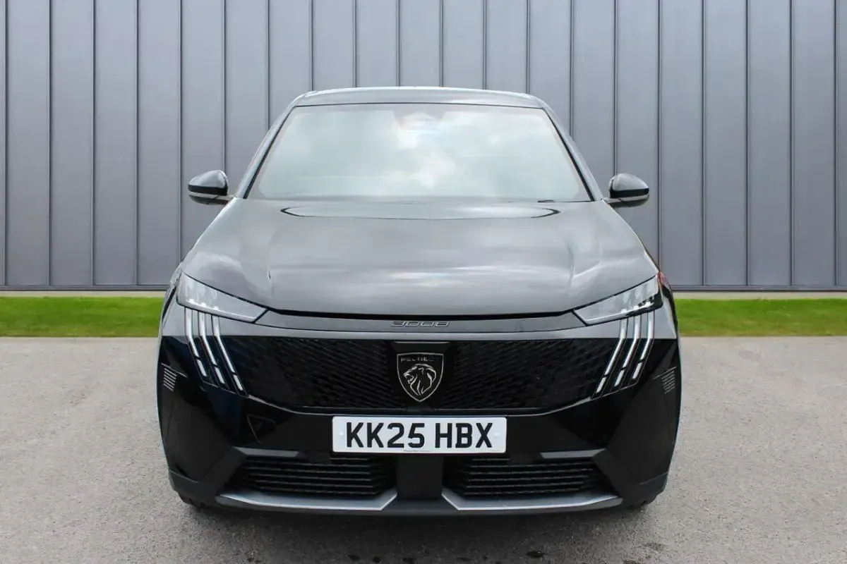 Used Peugeot 3008 GT 143 HP (105 kW) 2025 Black SUV