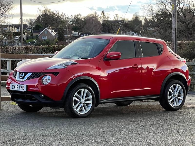 Red Used 2015 Nissan Juke Acenta Premium SUV | £3,995 (Fair price) - Image 1/4