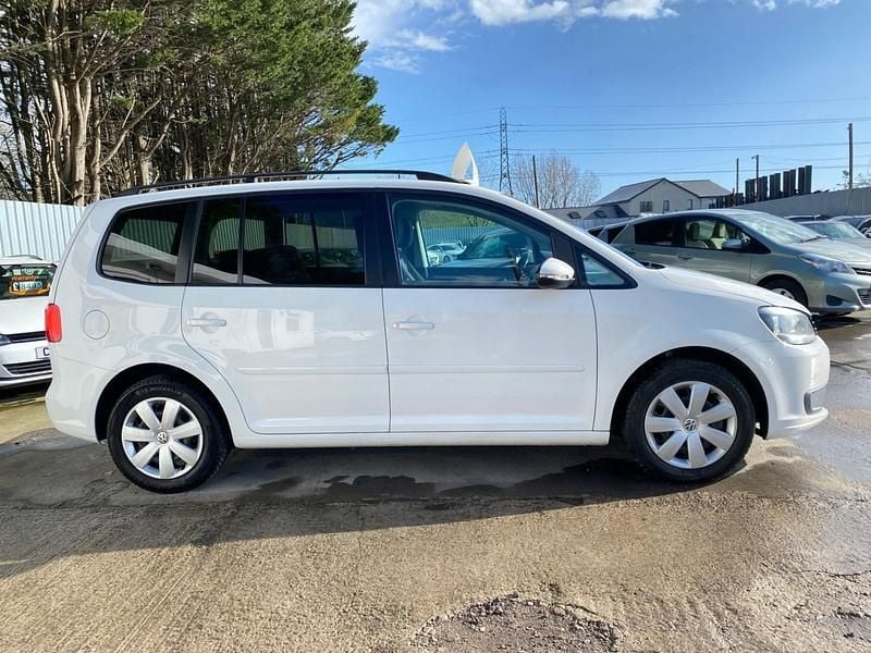 Used VW Touran SE 2013 White MPV
