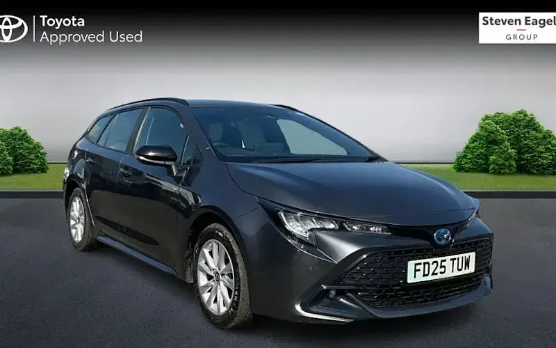 Used Toyota Corolla 140 HP (102 kW) 2025 Estate