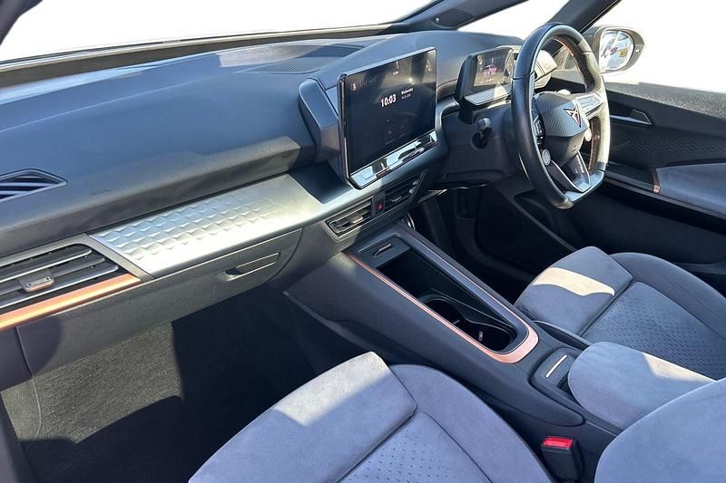 Used Cupra Born e-Boost 169 kW (230 HP) 2022 Silver Hatchback