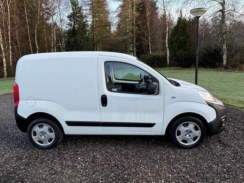 Used Fiat Fiorino 75 HP (55 kW) 2019 White MPV