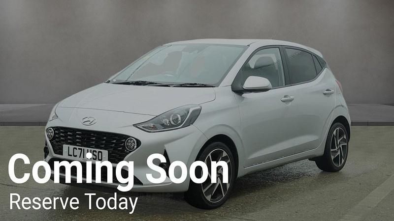 Used Hyundai i10 Premium 2021 Silver Hatchback