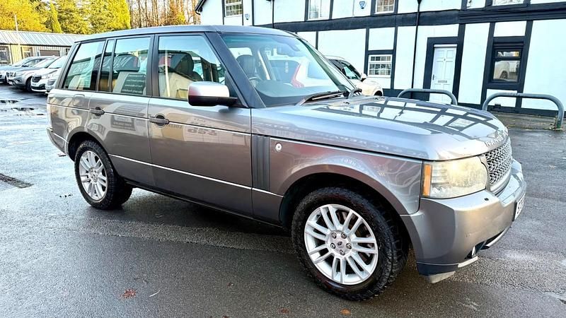 Grey Used 2010 Land Rover Range Rover Vogue SUV | £6,995 (Super price) - Image 1/4