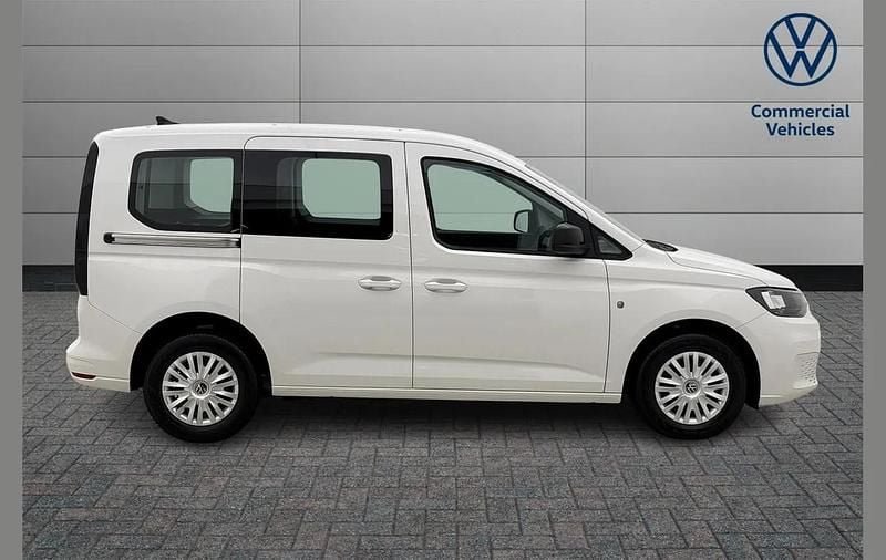 Used VW Caddy 101 HP (74 kW) 2024 White MPV