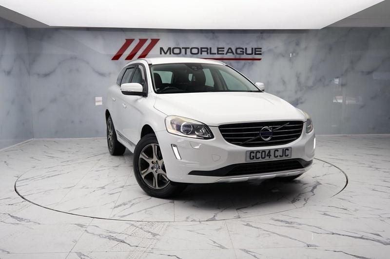 Used Volvo XC60 SE Lux 215 HP (158 kW) 2013 White SUV