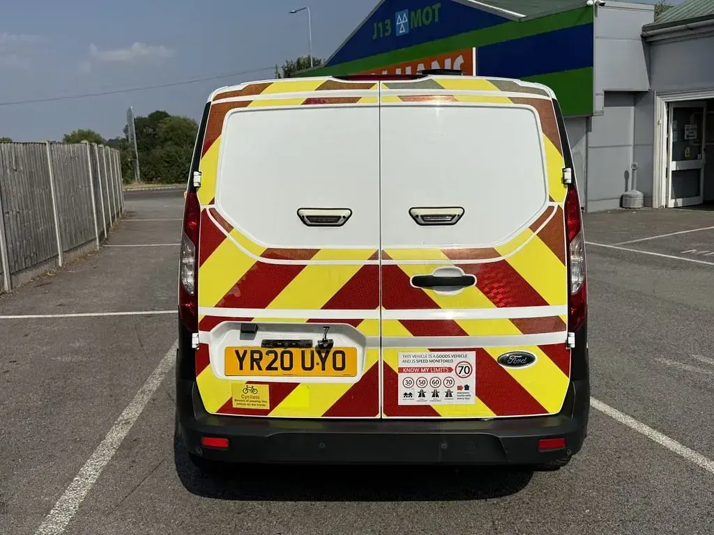 Used Ford Transit S 100 HP (73 kW) 2020 White Van