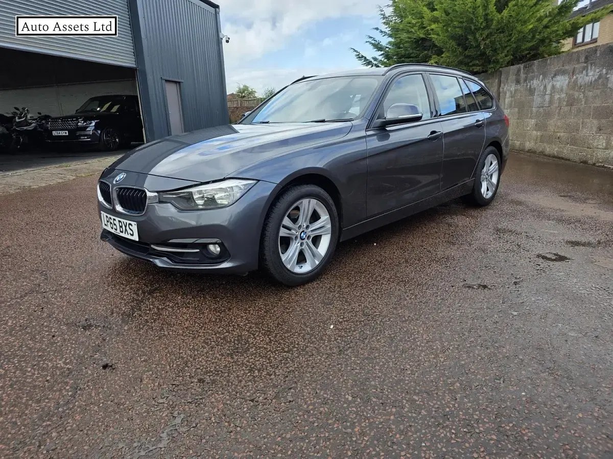 Used BMW 320 Sport Line 184 HP (135 kW) 2015 Grey Estate