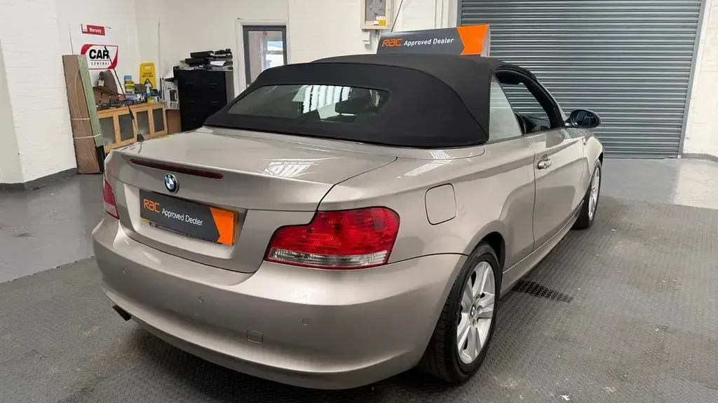 Used BMW 120 Cabriolet Sport Line 170 HP (125 kW) 2008 Silver Cabriolet