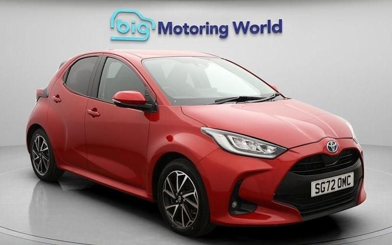 Used Toyota Yaris Hybrid Design 116 HP (85 kW) 2026 Hatchback
