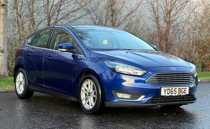 Blue Used 2015 Ford Focus Zetec Hatchback | £2,999 (Good price) - Image 1/4