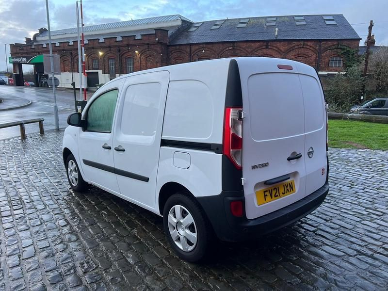 Used Nissan NV250 Acenta 80 HP (58 kW) 2021 White Van