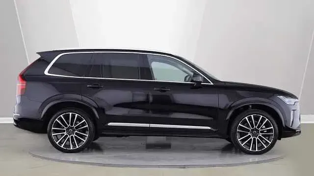 Usado Volvo XC90 Ultra 250 HP (183 kW) 2025 SUV