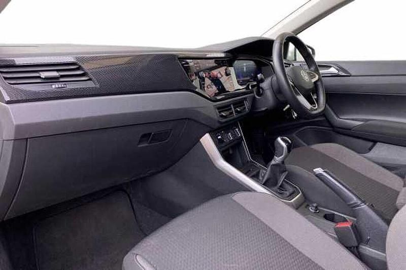 Used VW Polo Life 80 HP (58 kW) 2023 Ascot grey Hatchback