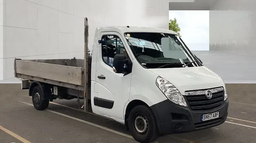 Second-hand Vauxhall Movano 130 CP (95 kW) 2018 Alb Monovolum