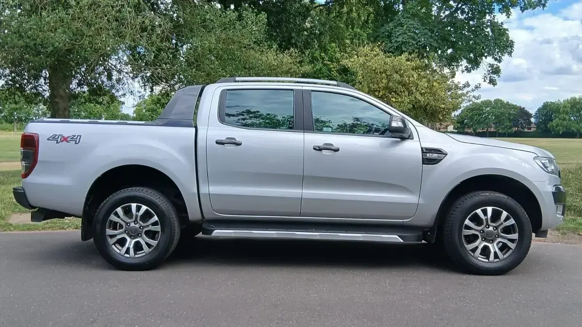 Used Ford Ranger Wildtrack 200 HP (147 kW) 2018 Silver Pickup