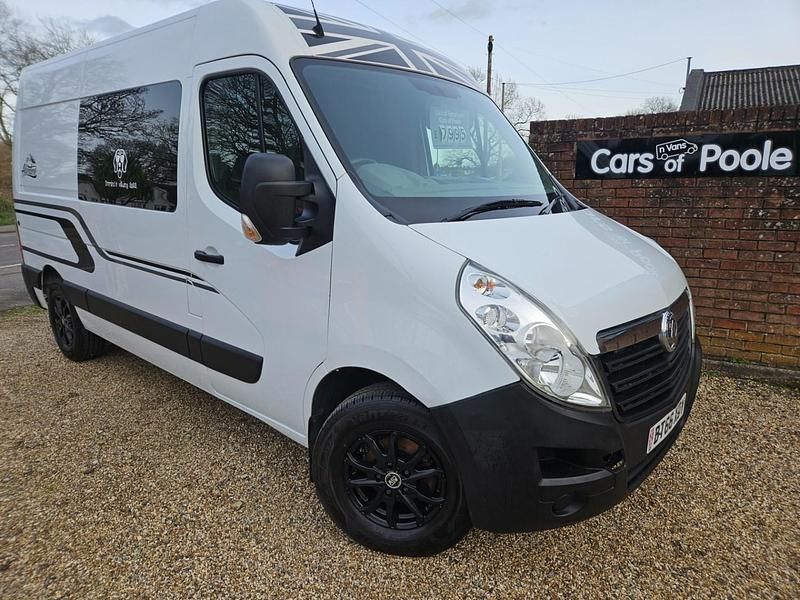 Used Vauxhall Movano 130 HP (95 kW) 2016 White MPV