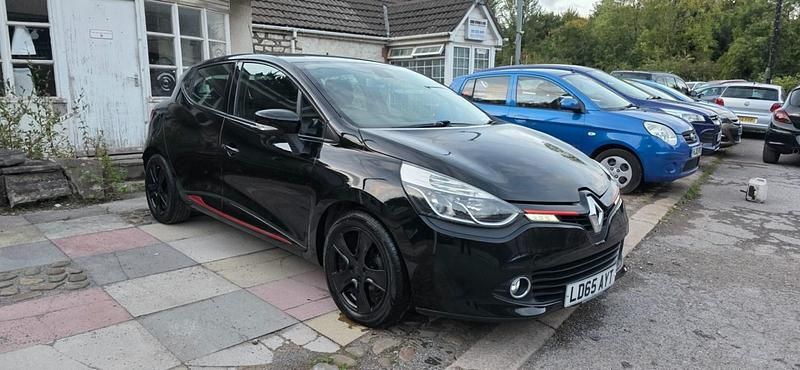 Black Used 2015 Renault Clio IV Dynamique Hatchback | £3,999 (Super price) - Image 1/4